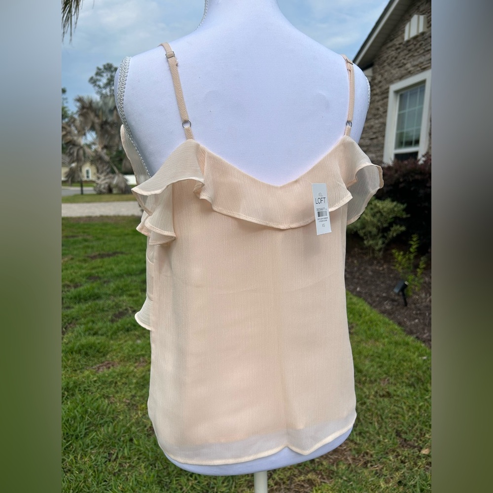 NWT🌷LOFT Peach Ruffle Cami - Picture 10 of 10